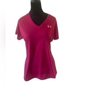 Under amour women pink T-shirt sizeM